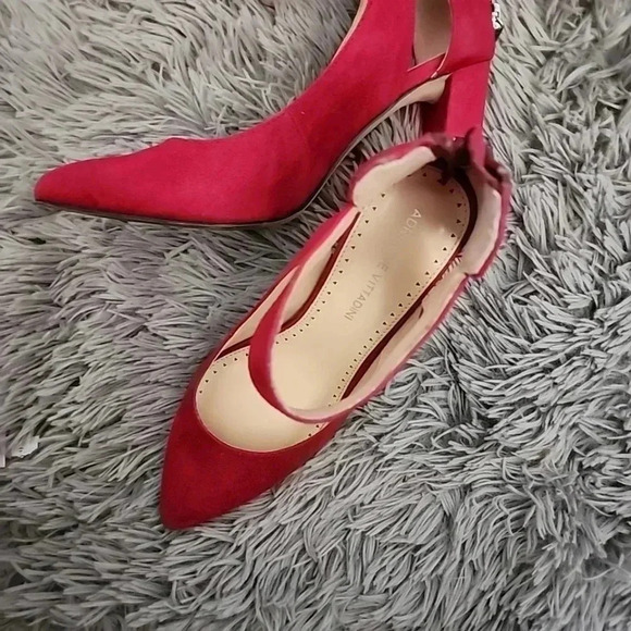 Adrienne Vittadina burgandy red block heels. Size 6 - Picture 4 of 9